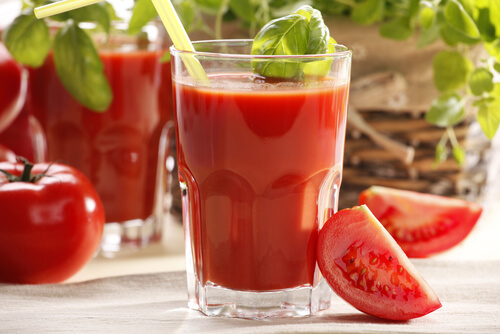 6#:Sok z pomidora-naturalnych napojów.jpg