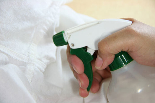 Usuwanie plam z ubrań