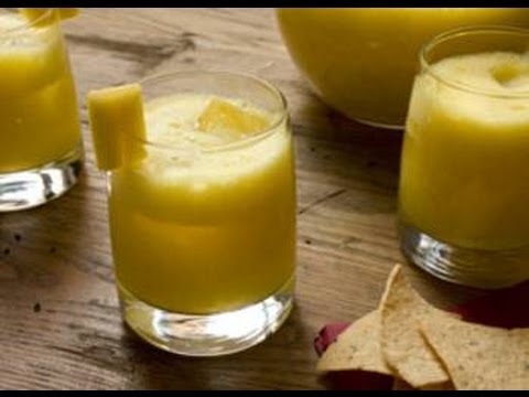 Naturalny sok z mango i ananasa