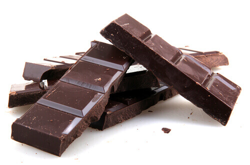 Gorzka czekolada - 10 najważniejszych korzyści