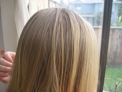Blond włosy