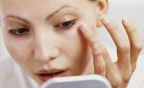 Wyszczuplenie twarzy — poznaj możliwości makijażu