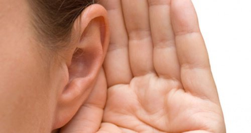 Szumy uszne — przyczyny i leczenie