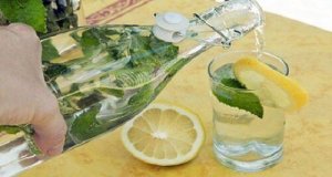 Poziom cholesterolu – 5 soków na jego obniżenie