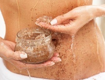 Złuszczanie skóry peelingiem