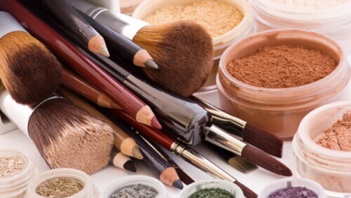 Pożyczanie 8 kosmetyków - Lepiej się nimi nie dziel