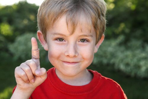 Drzazga w palcu u dziecka