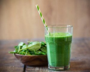 Zdrowe zielone koktajle - naucz się robić pożywne smoothie