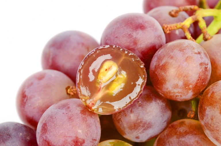 Pestki winogron — dlaczego warto jej jeść?