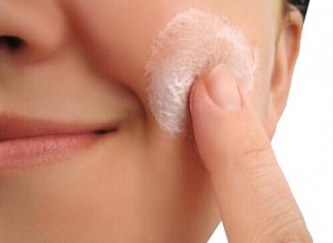 Skóra twarzy: produkty, które jej szkodzą