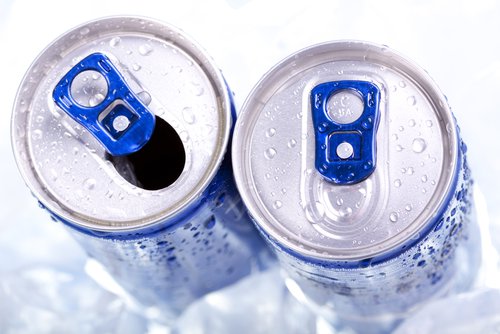 Zagrożenia związane z energetykami: zobacz, jaki wpływ mają na zdrowie