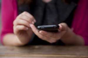 Uzależnienie od telefonu i jego skutki