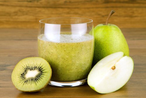 Koktajl z kiwi i gruszek