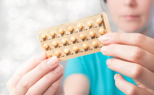 Pigułki antykoncepcyjne a suchość pochwy