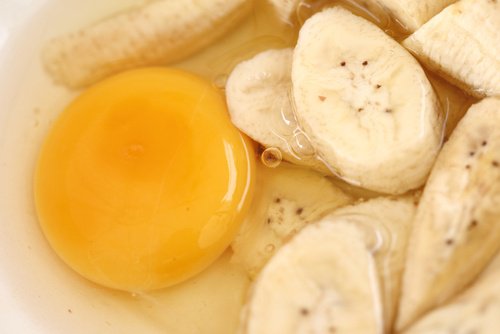 Banan i żółtko
