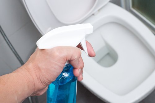 Zapachy w łazience – usuń je w naturalny sposób