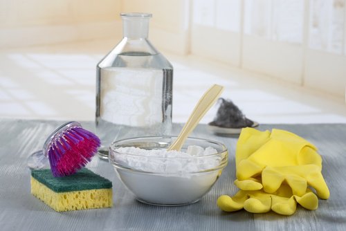 Produkty czyszczące - jak usunąć brzydki zapach z rur