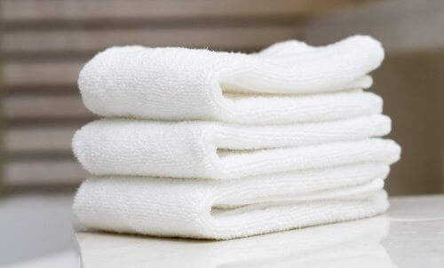 Ręczniki jak nowe? Oto 5 łatwych i tanich sposobów