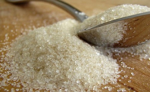 Cukier - 6 oznak, że spożywasz go za dużo