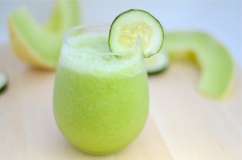 Shake odchudzający z melonem, jabłkiem i ogórkiem