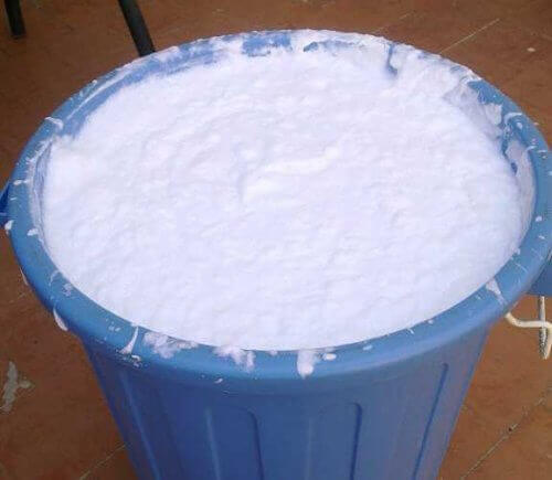 baza pod mydło rozmarynowe w wiedrze