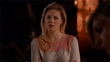 Kobieta z bólem głowy