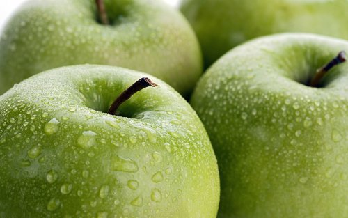 zielone jabłka