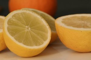 10 niezwykłych zastosowań cytryny