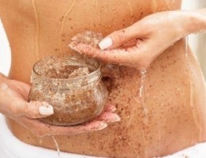 Odmładzający peeling z witaminą C i winogronami