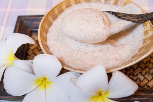 Naturalny peeling do twarzy