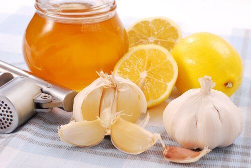 Cytryna, czosnek i miód na siłę oraz zdrowie