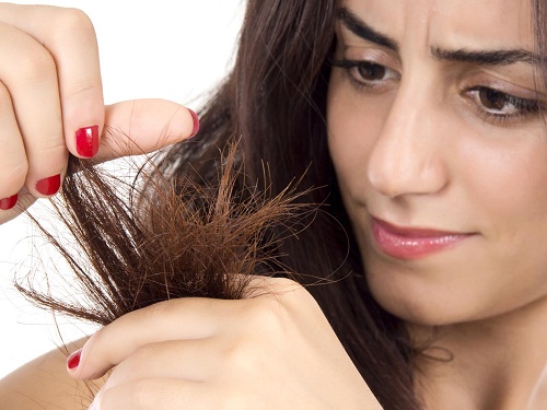 9 masek do suchych włosów – naturalne metody