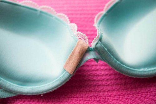 Biustonosz z fiszbinami