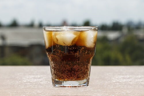 Cola z lodem