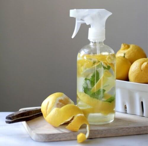 Cytrynowy detergent