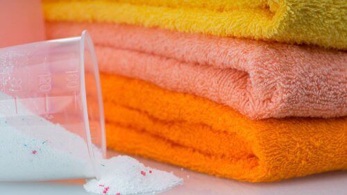 Wybielanie ręczników bez chemikaliów – 5 sposobów