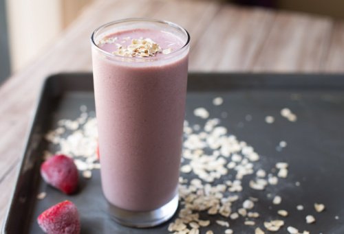 lassi z truskawek, truskawki