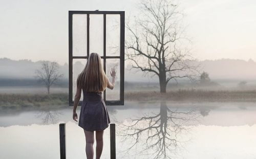 Kobieta i okno. Uczciwi ludzie