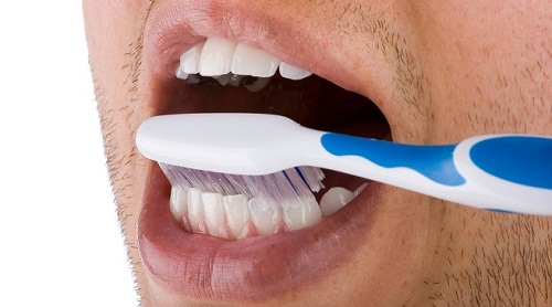 Mycie zębów a Płytka nazębna