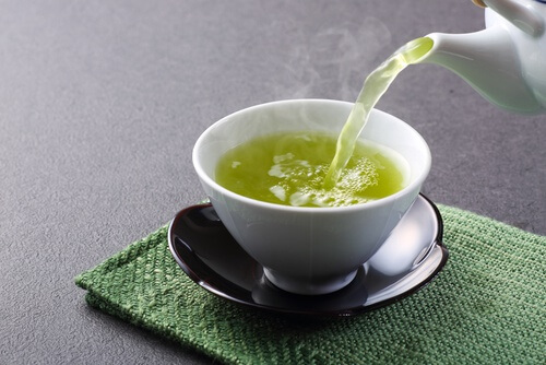 Zielona herbata na regenerację wątroby