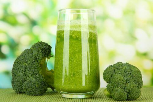 Zielony sok z brokułów