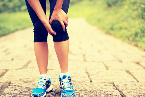 Ból kolana może być wywołany przez niedobór magnezu