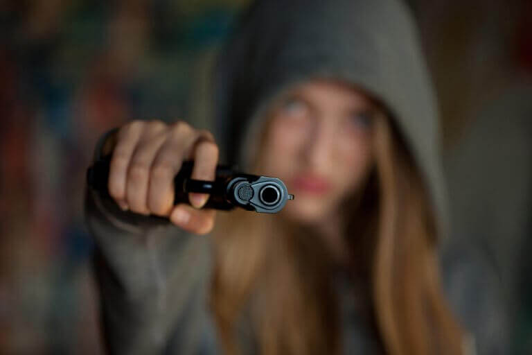 Dziewczyna z pistoletem a psychopatia u dziecka