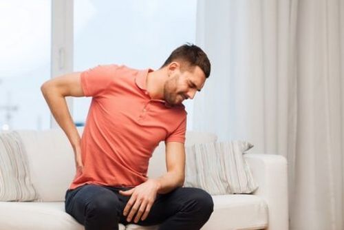 Ból pleców - 6 możliwych przyczyn