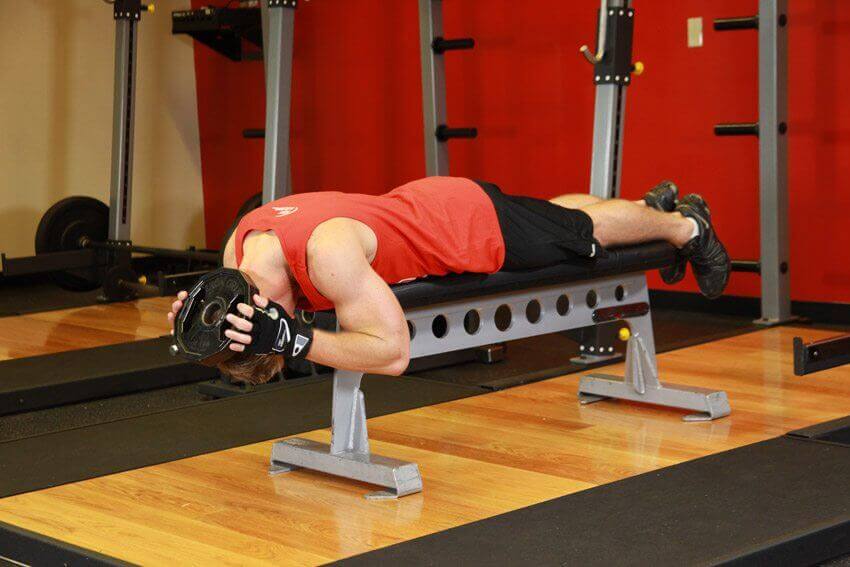 Ćwiczenia na ławeczce na mięśnie szyji