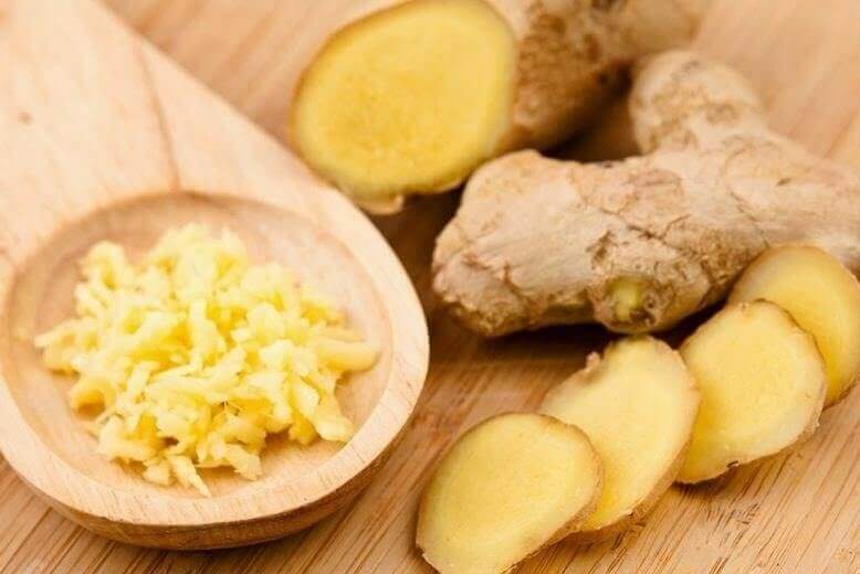 Starty imbir na odchudzający koktajl