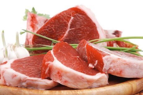 czerwone mięso to nienajlepszy wybór na posiłek potreningowy