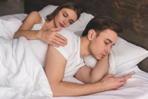 Tajemnice spanie razem a zdrada