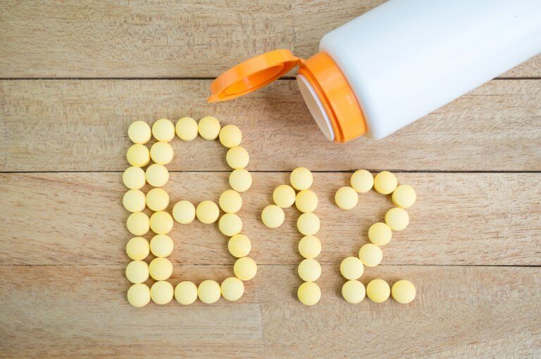 Witamina B12 to ważny składnik, który powinna zawierać dieta po 40-tce