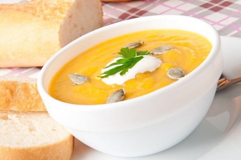 zupa z dyni ze śmietaną